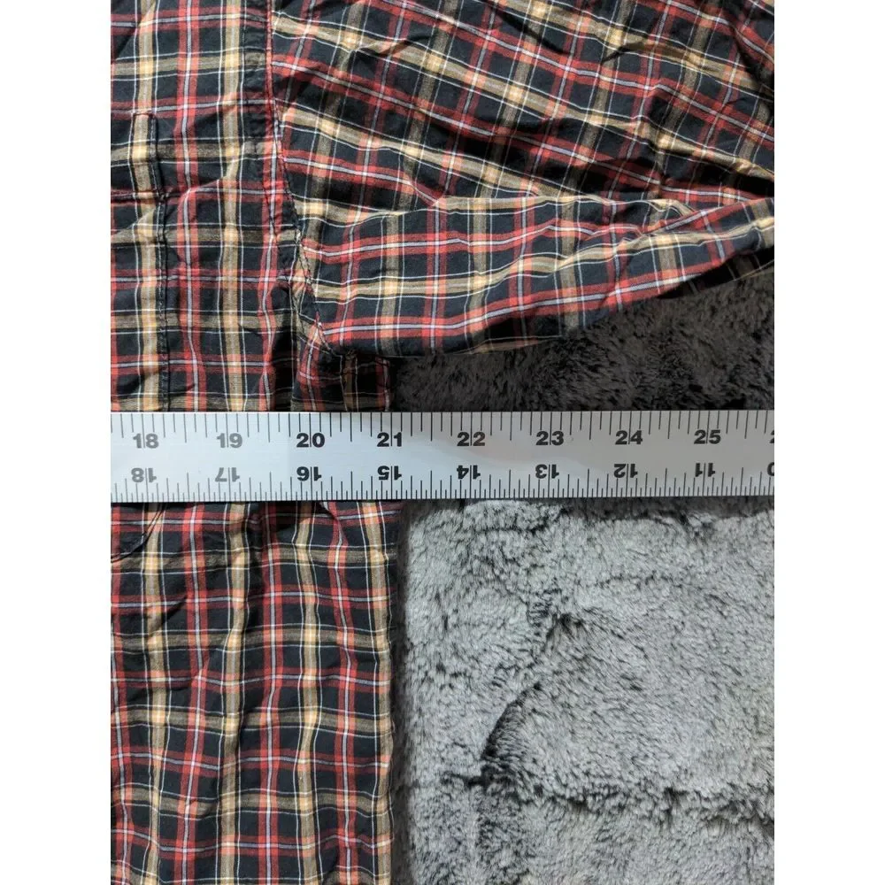 Cinch Long Sleeve Button Down Shirt Men's Size Medium Red Plaid - Picture 5 of 9